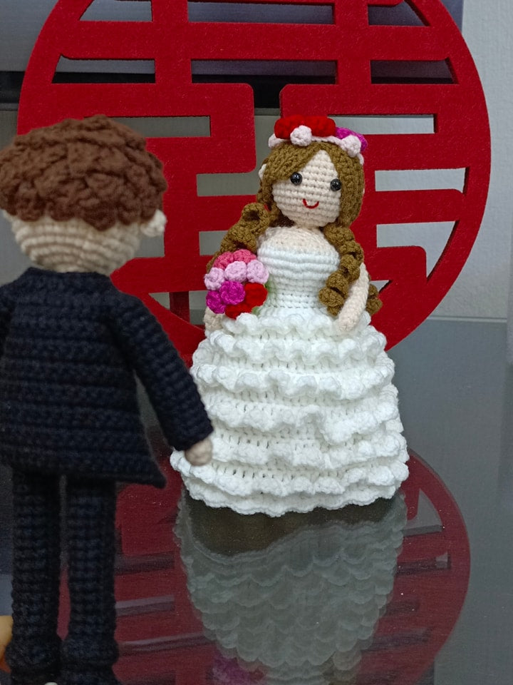 Crochet Wedding Bride & Groom Doll