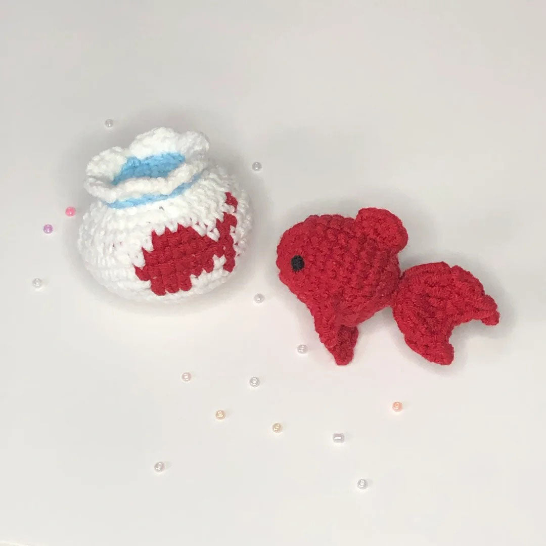 2IN1 Goldfish and Mini Fish Tank Crochet Pattern (Low Sew)