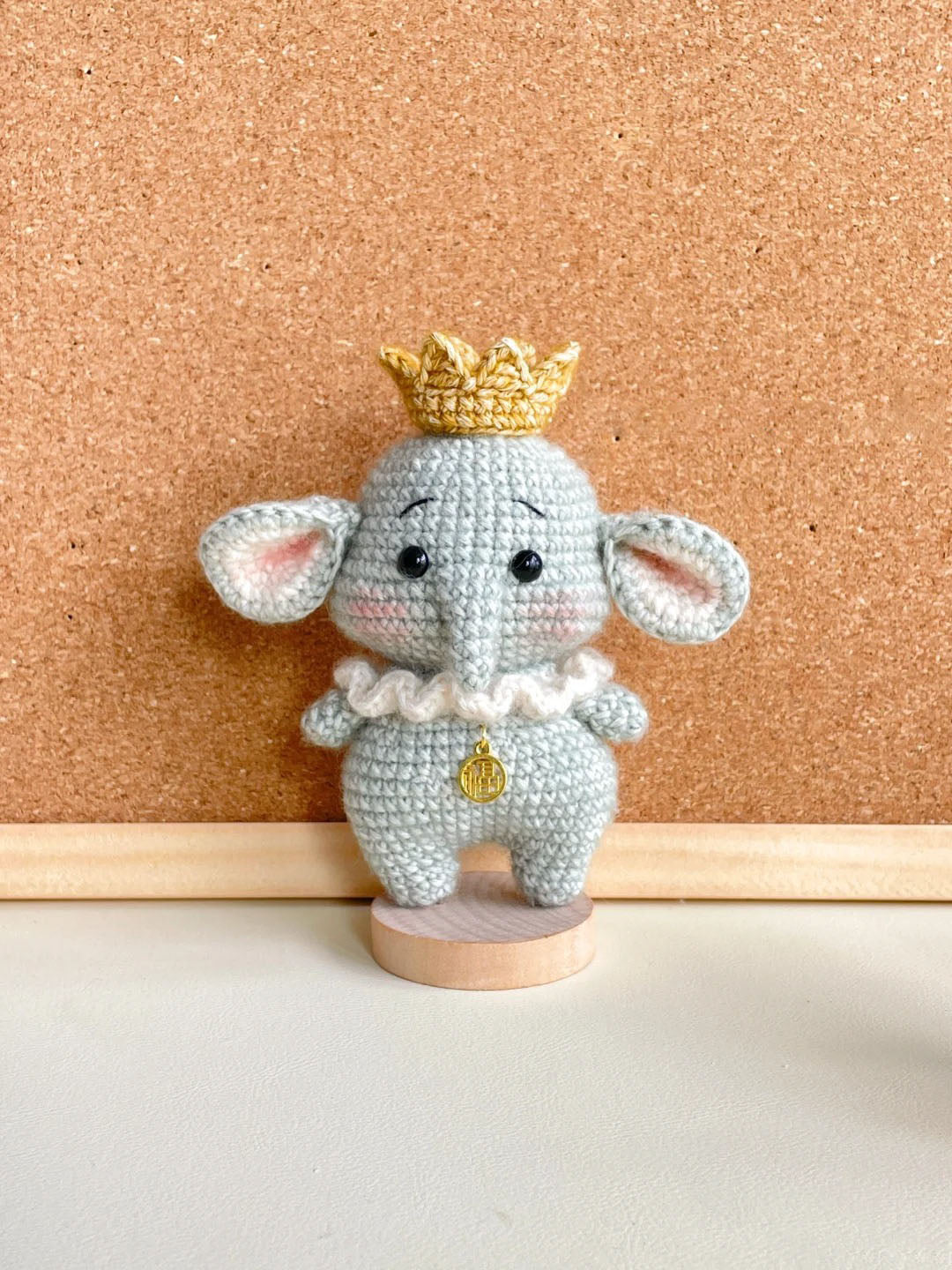 Elephant King Crochet Pattern