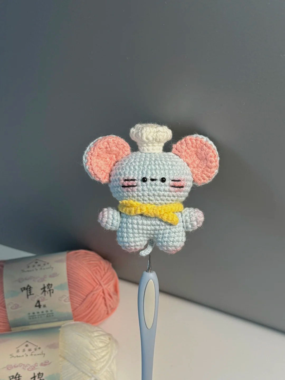 Chef Mouse Crochet Pattern